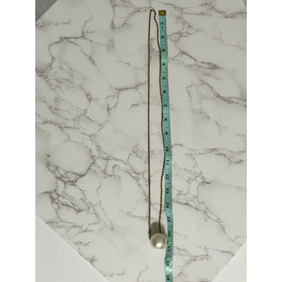 VINTAGE Gold Tone Faux Pearl Solitaire 34" Necklace Statement Glam - Picture 6 of 6